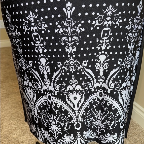 Reitmans Dress Black and White Sheath Sweetheart Neckline Women's Size M - Picture 11 of 16